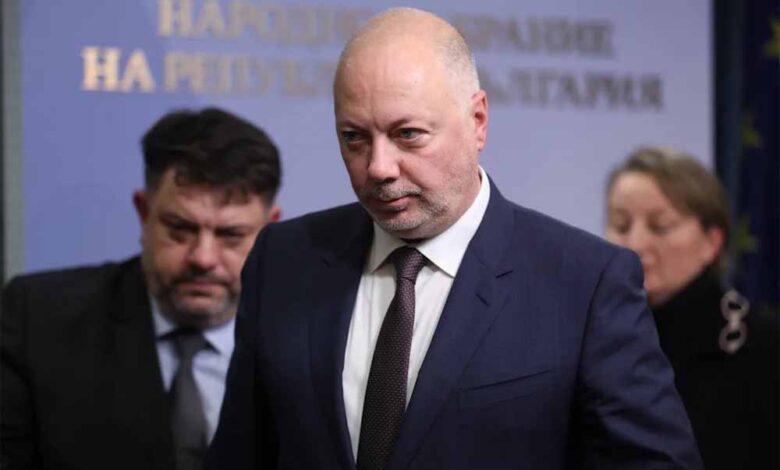 बुल्गारिया-में-फूटा-जनविस्फोट:-जबरदस्त-विरोध-के-बीच-पीएम-ने-दिया-इस्तीफ़ा