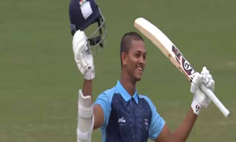 जायसवाल-का-तूफानी-शतक,-चयनकर्ताओं-की-उड़ी-नींद;-मुंबई-ने-smat-में-रचा-ऐतिहासिक-रनचेज