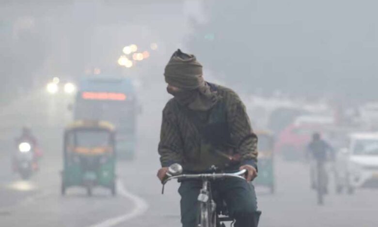 aqi-497-पर-दिल्ली-बेहाल,-एक्सपर्ट-बोले–-ग्रैप-4-से-नहीं-थमेगा-ज़हर,-सरकार-को-कड़े-कदम-उठाने-होंगे