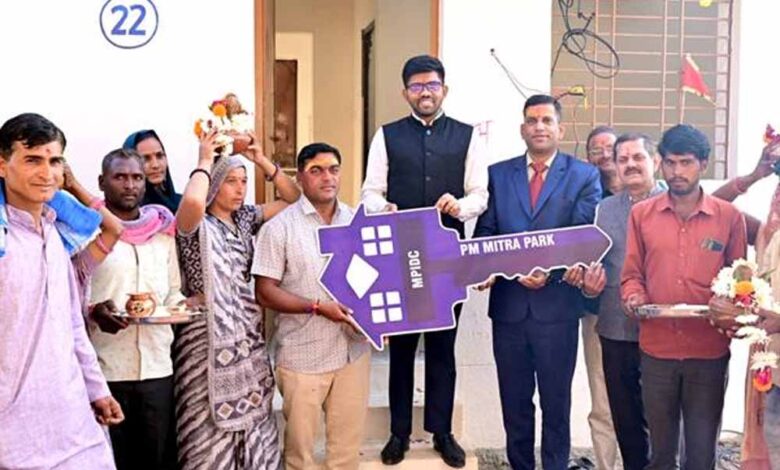 मुख्यमंत्री-डॉ.-यादव-के-नेतृत्व-में-समग्र-औद्योगिक-विकास-की-ओर-बढ़ता-मध्यप्रदेश