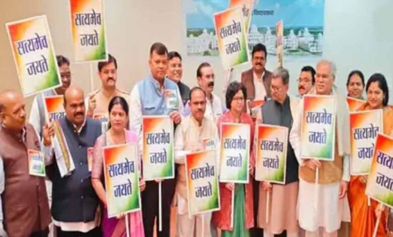 ‘सत्यमेव-जयते’-का-पोस्टर-लेकर-सदन-में-हंगामा,-गर्भगृह-तक-पहुंचे-कांग्रेस-विधायक,-निलंबन-की-कार्रवाई