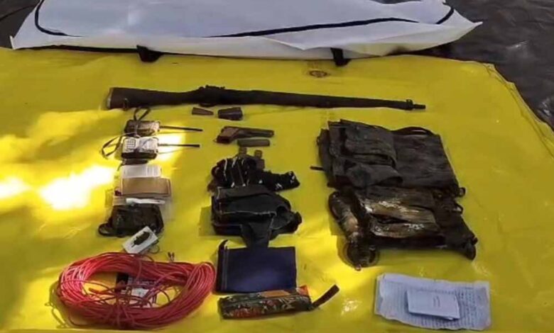 बीजापुर-एनकाउंटर-में-ढेर-हुआ-इनामी-नक्सली-acm-फगनू-माड़वी,-303-रायफल-सहित-कई-हथियार-बरामद