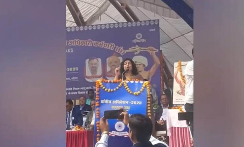 IAS मीनाक्षी सिंह का विवादित वीडियो वायरल, सवर्ण समाज में नाराज़गी