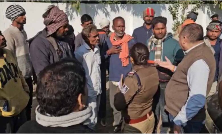 mp-के-दतिया-में-वैक्सीनेशन-के-बाद-हड़कंप,-बच्चों-की-तबीयत-बिगड़ी,-एक-की-मौत