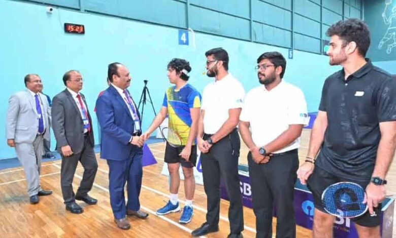 एसबीआई-सर्कल-वेलफेयर-कमिटी-का-अंतर-सर्कल-बैडमिंटन-टूर्नामेंट-भव्यता-के-साथ-संपन्न,-देशभर-के-खिलाड़ियों-ने-दिखाई-खेल-भावना