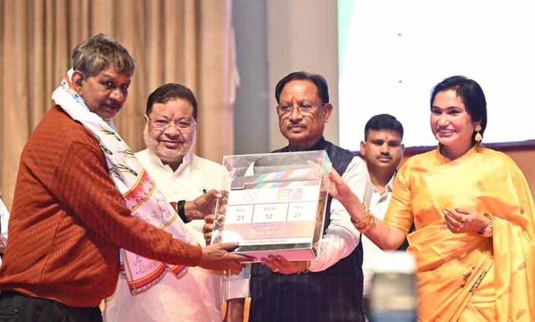 छत्तीसगढ़ी-सिनेमा-हमारी-लोकसंस्कृति-और-अस्मिता-का-जीवंत-दस्तावेज-:-मुख्यमंत्री-साय