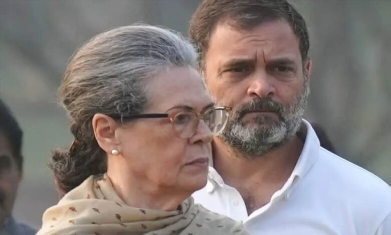 नेशनल-हेराल्ड-केस:-राउज-एवेन्यू-कोर्ट-ने-सोनिया-राहुल-गांधी-को-नोटिस-जारी-किया