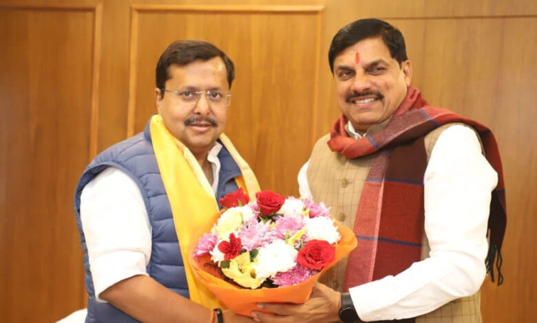 सीएम डॉ. मोहन यादव ने की भाजपा के नए राष्ट्रीय कार्यकारी अध्यक्ष नितिन नवीन से मुलाकात, दी बधाई