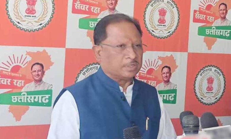 धर्मांतरण-पर-cm-साय-का-बयान,-विधायक-पुरंदर-ने-मैग्नेटो-मॉल-विवाद-पर-कानून-का-पालन-करने-की-दी-चेतावनी