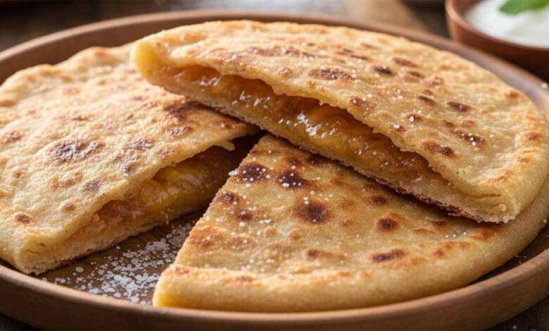 जब-लगे-हल्की-भूख,-तब-बनाएं-चीनी-का-पराठा—एक-कौर-में-लौट-आएगा-बचपन