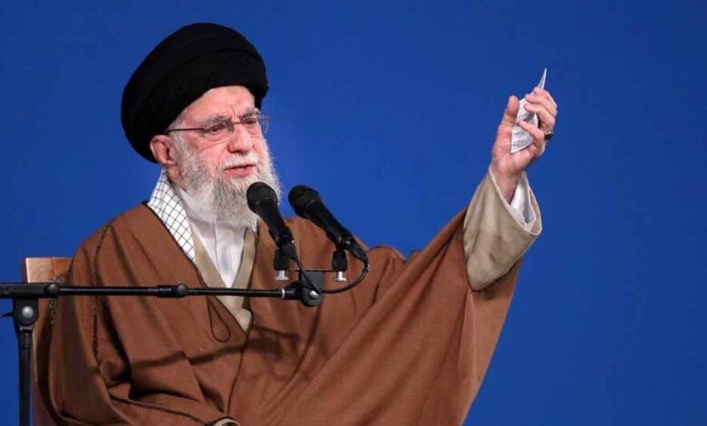 अयातुल्ला अली खामेनेई का पश्चिम पर वार: यूरोपीय छात्रों से कहा— ईरान के आंदोलन से जुड़ो, ईश्वर देगा साथ