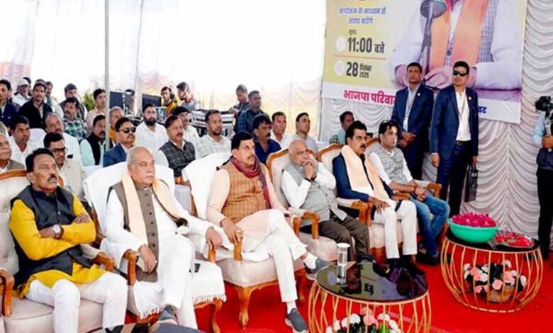 मुख्यमंत्री-डॉ.-यादव-ने-प्रधानमंत्री-मोदी-की-मन-की-बात-का-किया-श्रवण