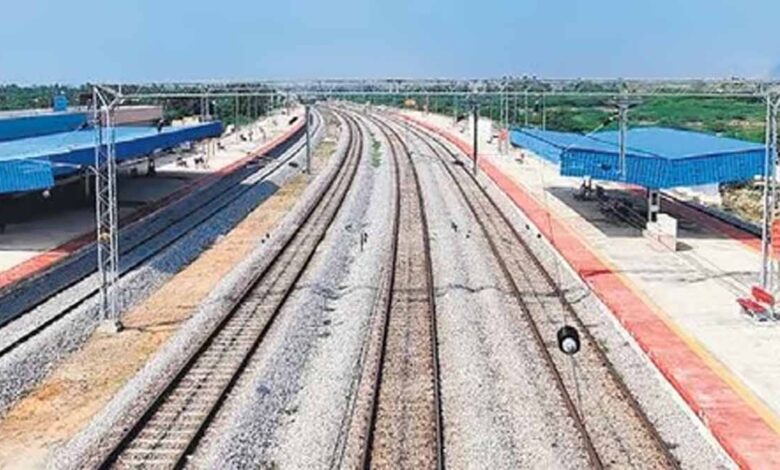 2500-करोड़-की-130-किमी-रेल-लाइन-का-काम-शुरू,-4-टनल-और-361-पुल-पुलिया-बनेंगे