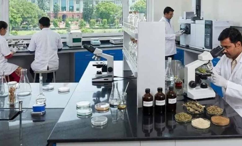आयुष-दवाओं-की-गुणवत्ता-जांच-को-बड़ी-मजबूती,-108-लैब-को-मिली-मंजूरी,-भ्रामक-विज्ञापनों-पर-भी-सख्ती