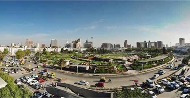 new-year-2026:-जश्न-से-पहले-अलर्ट!-31-दिसंबर-शाम-7-बजे-से-कनॉट-प्लेस-में-वाहनों-की-नो-एंट्री,-बाहर-निकलने-से-पहले-पढ़ें-एडवाइजरी