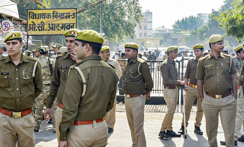 यूपी-पुलिस-ने-तोड़ा-8-साल-का-रिकॉर्ड,-पिछले-साल-48-कुख्यात-अपराधियों-को-किया-ढेर