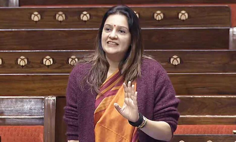 ai-से-महिलाओं-को-कम-कपड़ों-में-दिखाने-का-बढ़ता-ट्रेंड,-प्रियंका-चतुर्वेदी-ने-जताया-कड़ा-विरोध