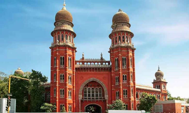 भगवान-से-ऊपर-कोई-नहीं,-मंदिर-में-व्यक्ति-विशेष-के-सम्मान-का-कोई-कानूनी-अधिकार-नहीं-—-किस-मामले-में-hc-की-टिप्पणी?