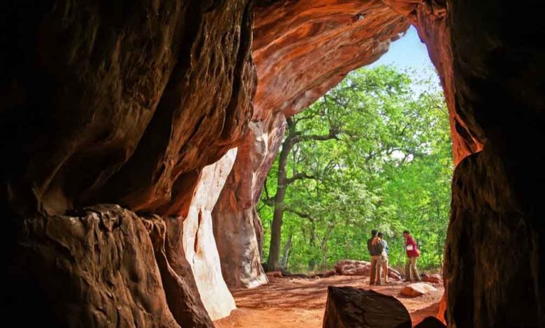 भीमबैटका-में-बनेगा-देश-का-पहला-रॉक-आर्ट-ईको-पार्क-म्यूज़ियम,-19-करोड़-की-लागत-से-होगा-निर्माण