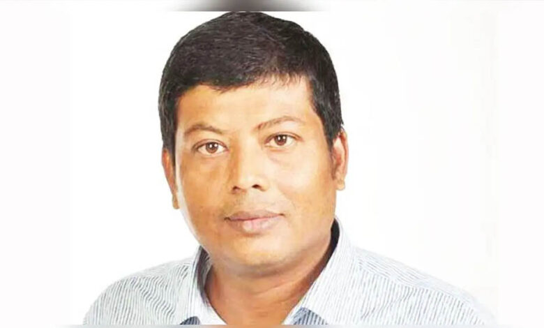 बांगलादेश-में-bnp-नेता-अजीजुर-रहमान-की-गोली-मारकर-हत्या,-प्रदर्शन-के-बाद-सड़कों-पर-सेना-तैनात