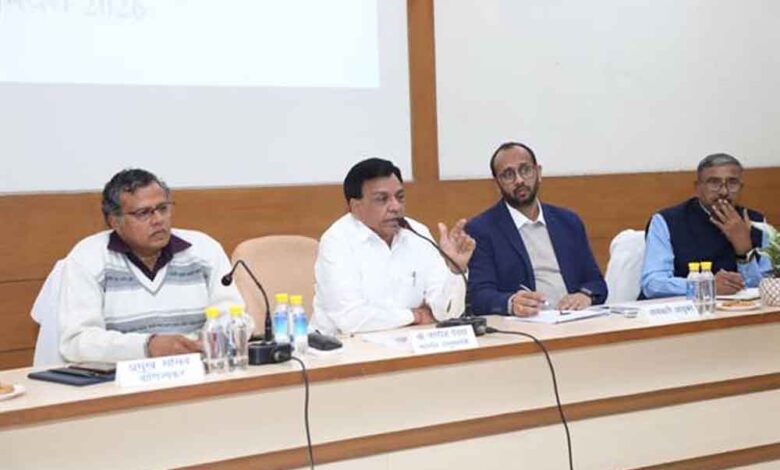 आबकारी-नीति-2026-27-पर-मंथन:-अवैध-शराब-पर-सख्ती,-18-हजार-करोड़-राजस्व-लक्ष्य-प्राप्ति-के-निर्देश