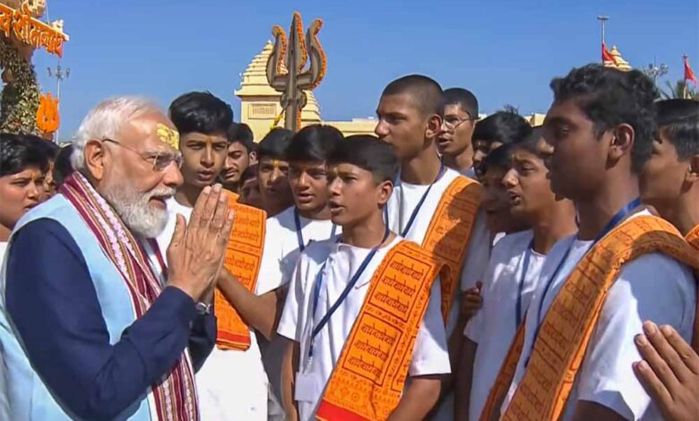 पीएम-मोदी-बोले—-गजनी-से-औरंगजेब-तक-सब-मिट-गए,-सोमनाथ-मंदिर-आज-भी-अडिग