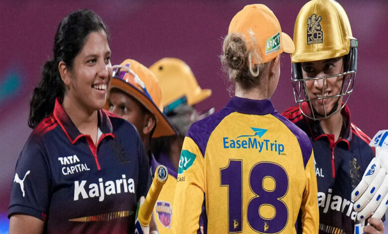 wpl-2026:-आरसीबी-ने-9-विकेट-से-यूपी-को-हराया,-ग्रेस-की-85-रन-की-धमाकेदार-पारी,-मंधाना-ने-बनाए-47