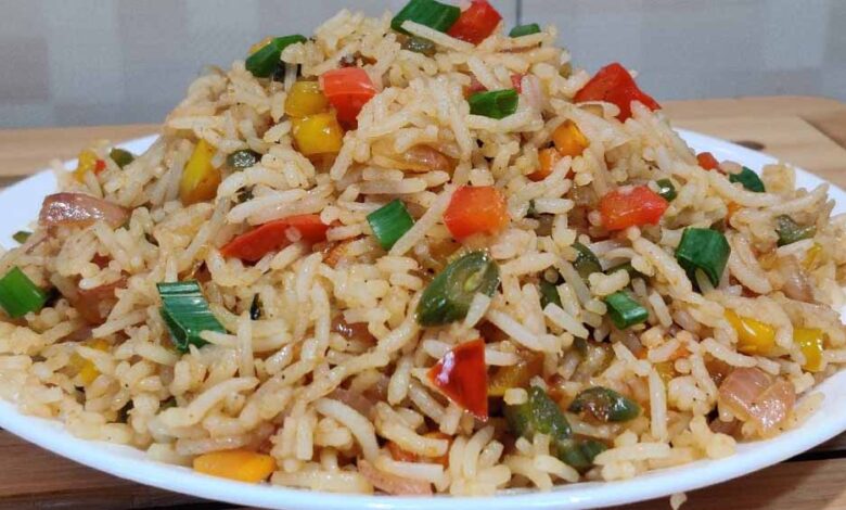 घर-पर-मिनटों-में-रेस्टोरेंट-स्टाइल-मिक्स-वेज-फ्राइड-राइस