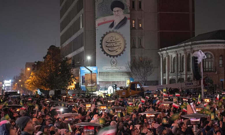 ‘ईरान-तुरंत-छोड़ें,-कागजात-तैयार-रखें’-–-बिगड़ते-हालात-के-बीच-mea-की-भारतीयों-को-एडवाइजरी