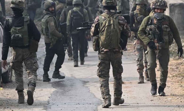 जम्मू-कश्मीर-में-आतंकियों-से-मुठभेड़,-कमांडो-शहीद,-एक-दिन-पहले-8-जवान-हुए-थे-घायल