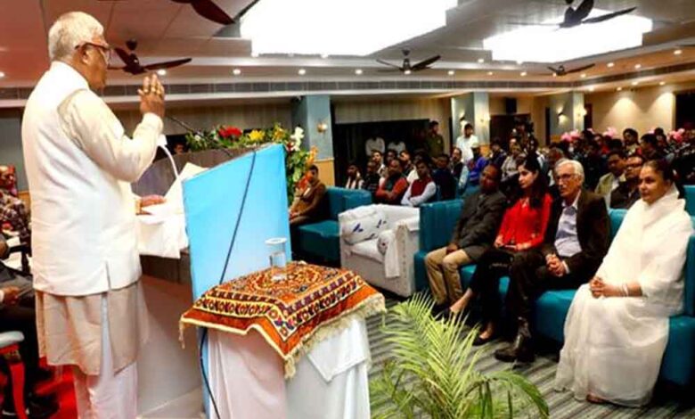 वंदे-मातरम्-गीत-और-बिरसा-मुण्डा-के-संघर्ष-ने-स्वतंत्रता-आंदोलन-को-दिया-जनाधार-:-राज्यपाल-पटेल