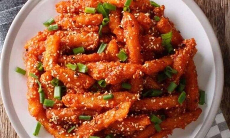 शाम-की-भूख-मिटाने-के-लिए-परफेक्ट-चिली-गार्लिक-पोटैटो,-मिनटों-में-बनाएं-आसान-रेसिपी