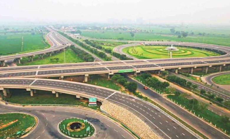 यमुना-एक्सप्रेस-वे-पर-बसेगा-‘फिनटेक-पार्क,-250-एकड़-में-होगा-बैंकिंग-से-ब्लॉकचेन-तक-का-हब