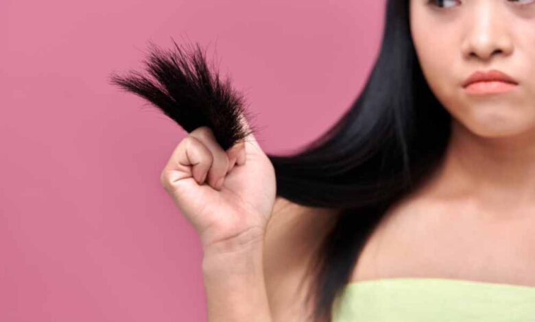 हेयर-कटिंग-नहीं-कराना-चाहते?-तो-दोमुंहे-बालों-से-छुटकारे-के-लिए-अपनाएं-ये-5-असरदार-टिप्स