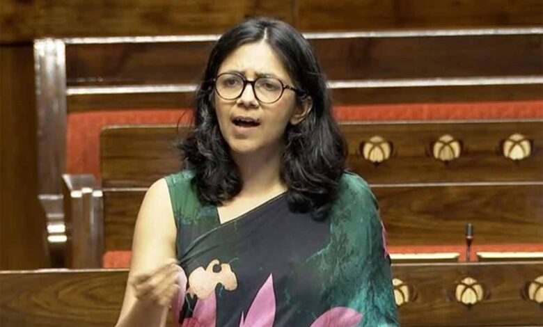 दिल्ली-के-सरकारी-स्कूल-की-नई-बिल्डिंग-जर्जर!-स्वाति-मालीवाल-का-बड़ा-हमला—-सिसोदिया-पर-भ्रष्टाचार-के-गंभीर-आरोप