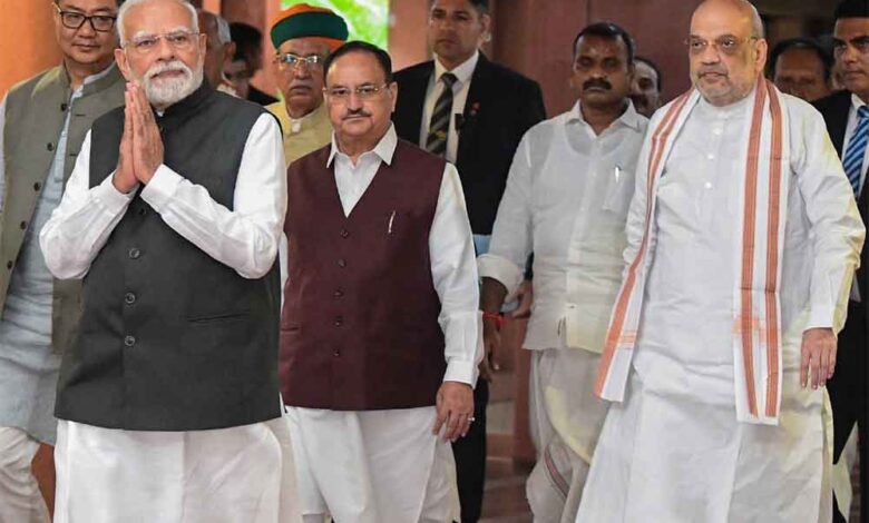 चित-भी-इनका-और-पट-भी:-कांग्रेस-नेता-के-शक-पर-bjp-को-ugc-नियमों-से-मिलेगा-डबल-फायदा