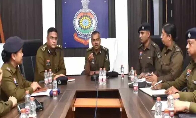 दुर्ग आईजी ने थाना प्रभारियों को दिए निर्देश, ‘पुलिसिंग में ढिलाई बर्दाश्त नहीं’