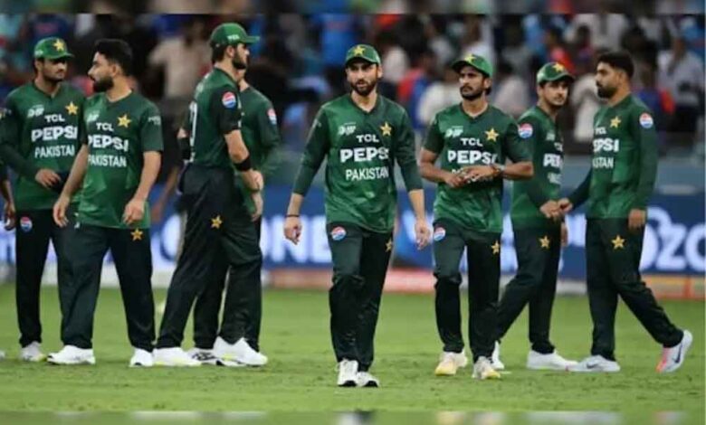 टीम-ऐलान-के-बाद-नया-ड्रामा!-पाकिस्तान-ने-t20-wc-के-लिए-टिकट-भी-कराया-कन्फर्म