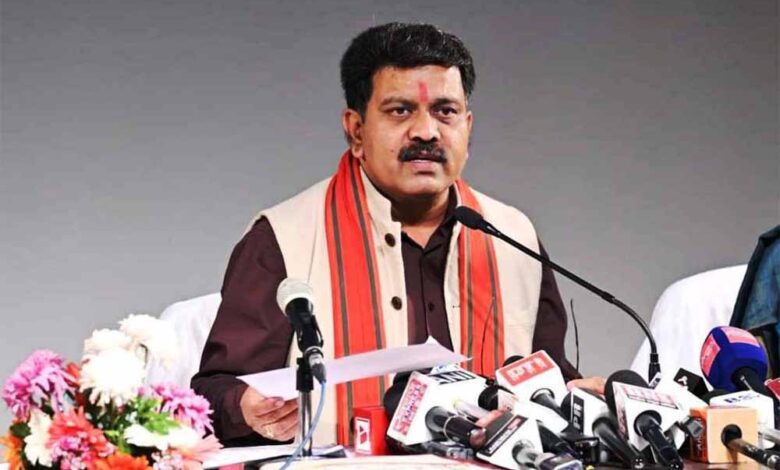 दिल्ली-में-आयोजित-मॉडल-यूथ-ग्राम-सभा-में-कोसमगुड़ा-एकलव्य-विद्यालय-के-युवाओं-को-मिला-प्रथम-पुरस्कार