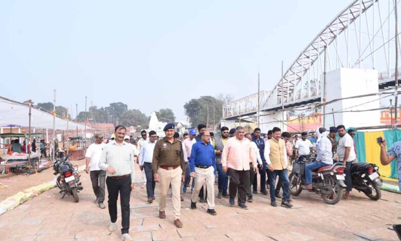 राजिम-कुंभ-कल्प-2026-की-तैयारियां-तेज:-पर्यटन-एवं-संस्कृति-मंत्री-राजेश-अग्रवाल-ने-ली-समीक्षा-बैठक