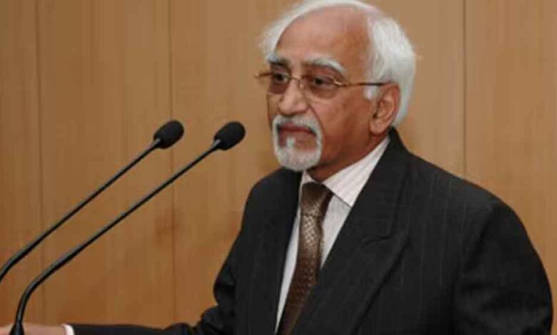 ‘गजनवी-भारतीय-था’-बयान-से-सियासी-तूफान,-हामिद-अंसारी-पर-गरजी-bjp,-कांग्रेस-घिरी