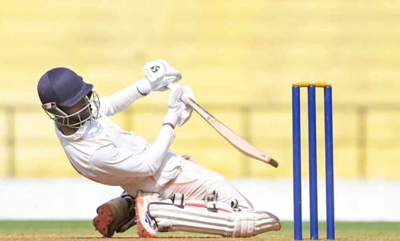 दिल्ली-की-मुंबई-पर-बढ़त,-जुरैल-की-यूपी-को-मिली-हार,-ओडिशा-मजबूत-स्थिति-में