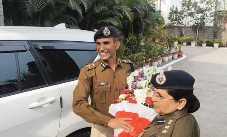 नक्सलियों-का-सफाया-कर-भोपाल-पहुंचे-संजय-कुमार,-नए-पुलिस-कमिश्नर-ने-संभाली-कमान