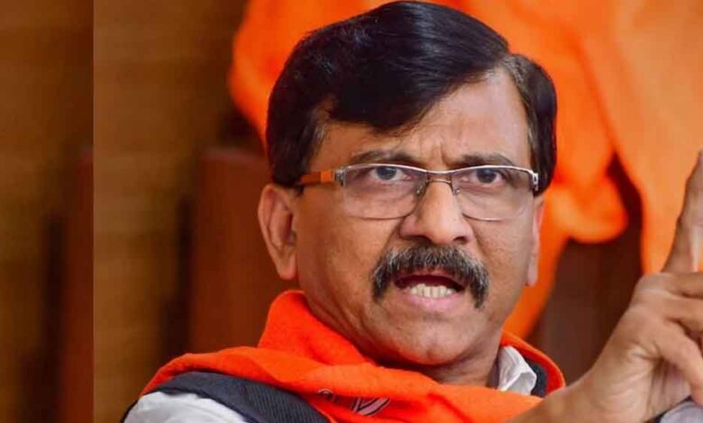 पूर्व-आर्मी-चीफ-नरवणे-की-सुरक्षा-पर-मंडराया-खतरा,-संजय-राउत-बोले-–-कुछ-भी-हो-सकता-है