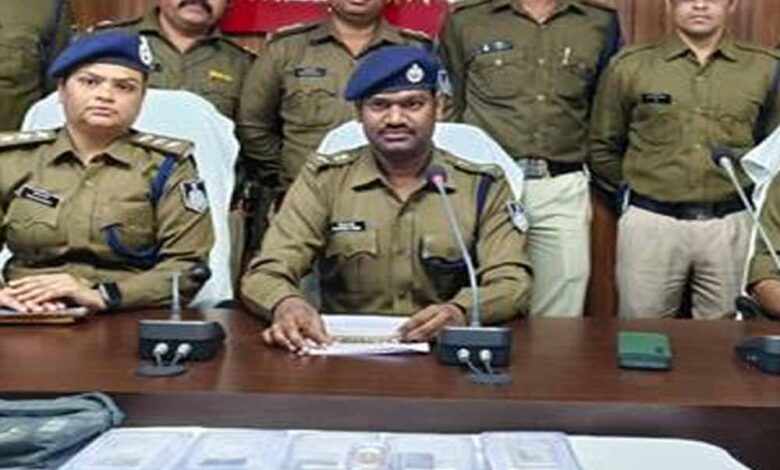 मध्यप्रदेश-पुलिस-ने-डकैती-और-चोरी-की-दो-बड़ी-वारदातों-का-किया-खुलासाई