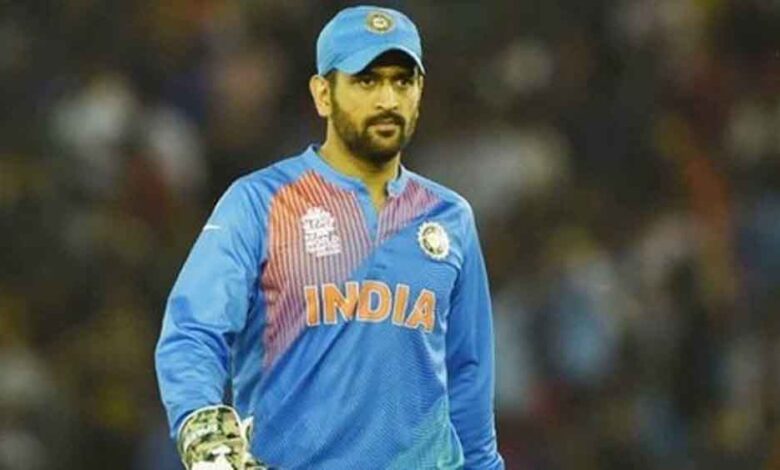 धोनी-ने-तोड़ी-चुप्पी:-कॉमेंट्री-बॉक्स-से-क्यों-दूर-रहते-हैं-माही?-खुद-बताई-बड़ी-वजह