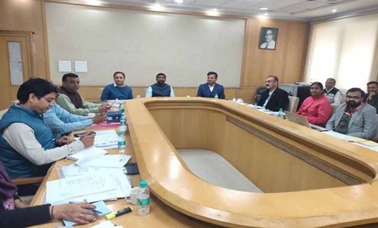 पिछड़ा-वर्ग-तथा-अल्पसंख्यक-कल्याण-एवं-अनुसूचित-जाति-विकास-विभाग-की-हुई-समीक्षा