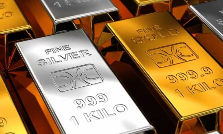 सोने-की-कीमत-में-हल्की-गिरावट,-चांदी-का-दाम-9,000-रुपए-से-ज्यादा-घटा