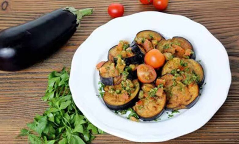 कम-टाइम-में-बनाएं-कुरकुरा-बैंगन-भाजा,-देसी-स्वाद-का-राजा-है-ये-बंगाली-पकवान