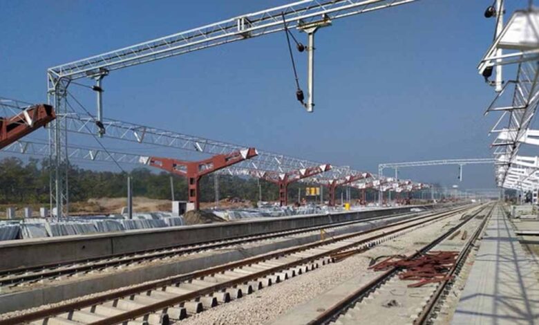 छत्तीसगढ़-में-रेल-विकास-की-गति-तेज,-₹7,470-करोड़-का-बजट,-₹51,080-करोड़-की-परियोजनाएँ-प्रगति-पर